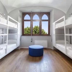 Babila Hotel
